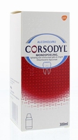 Corsodyl mondspoeling 200ml Chloorhexidine 0,2% (2mg/ml)